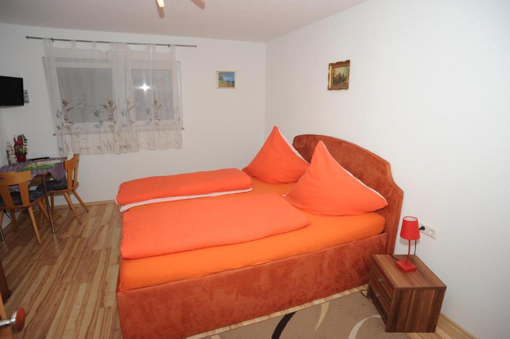 Gasthaus-Pension Fischerkeller Randegg Екстериор снимка
